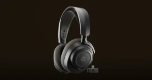 Auriculares SteelSeries Arctis Nova 7 Gen 2 en negro con su dongle USB-C